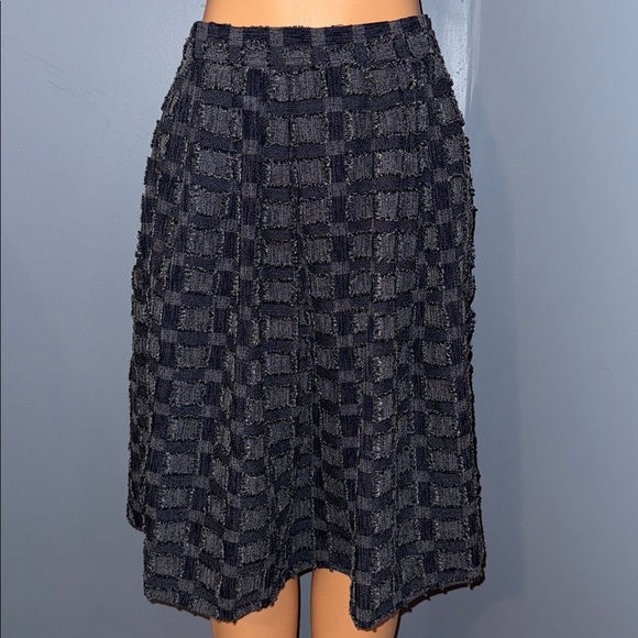 Eva Mendes Dresses & Skirts - Eva Mendes (New York & Company) Textured Midi Skirt | Size 4